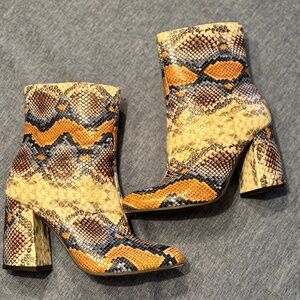 KAARI BLUE  ERICA FAUX SNAKE BOOTS